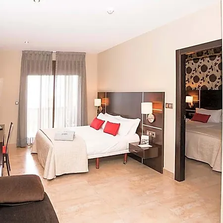 Hotel Piramide 2 2*