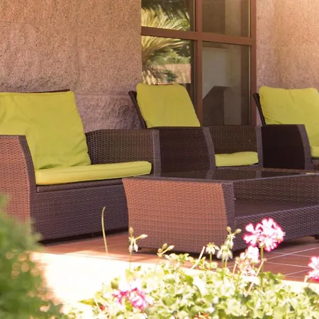 ホテル Piramide 2 ポルトノボ