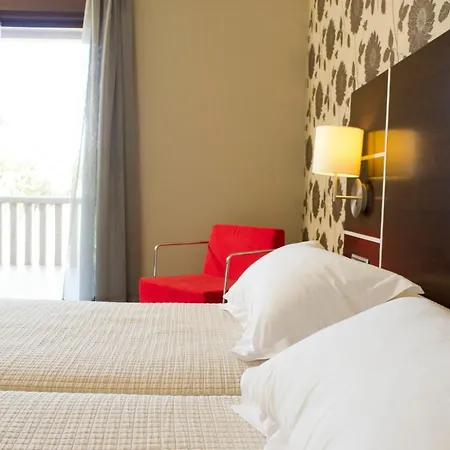 Piramide 2 2* Portonovo