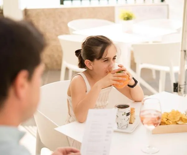 Ξενοδοχείο Piramide 2 2*