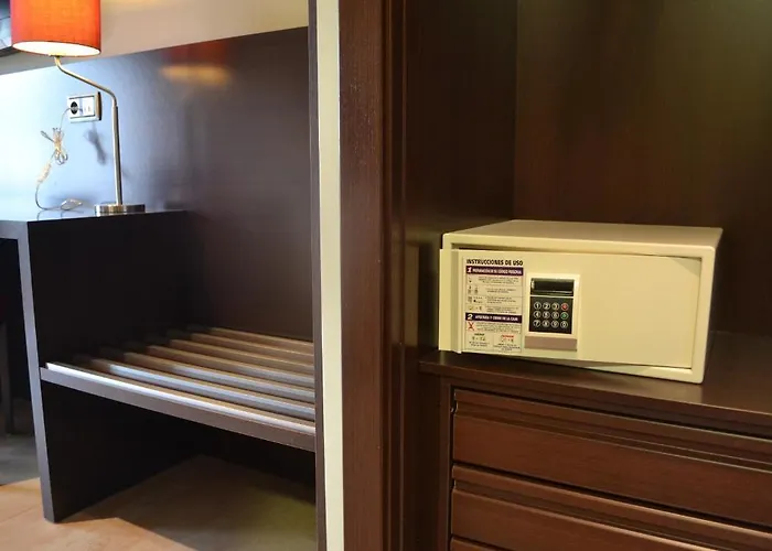 Piramide 2 Hotel Portonovo